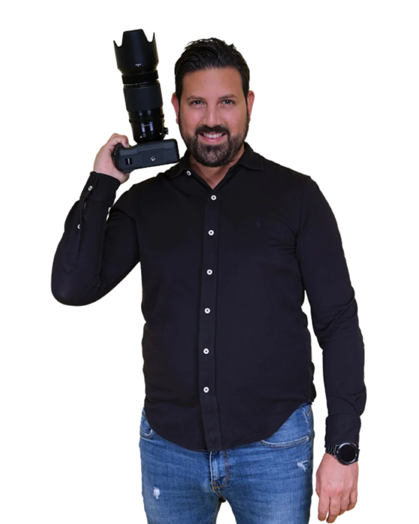 Andrea Daniele Picardi von der Social Media Agentur Picline in Zug mit seiner Kamera