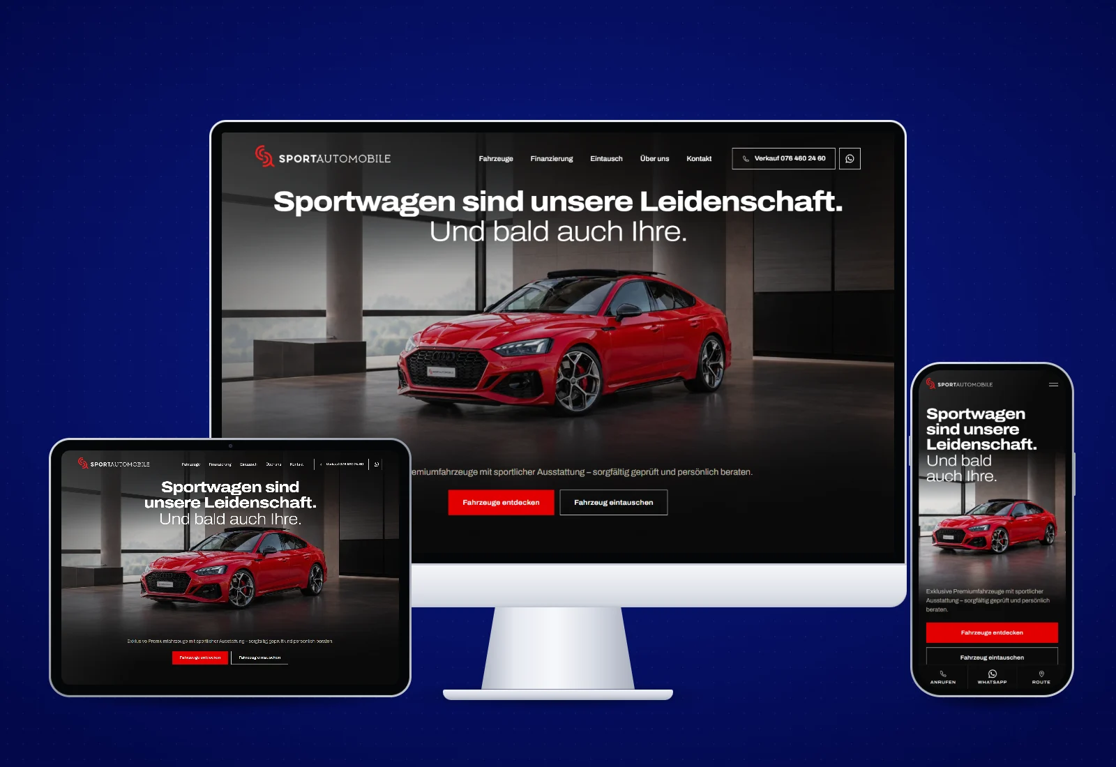 Startseite der Website von Sport Automobile auf Bildschirm, Tablet und Handy, roter Sportwagen im Showroom